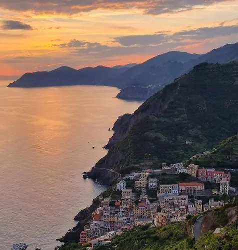 Apartament D.e.m. La Spezia